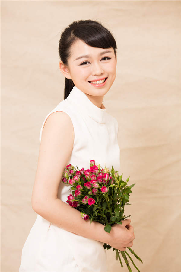 歌唱演员肖文莉——明星资料库